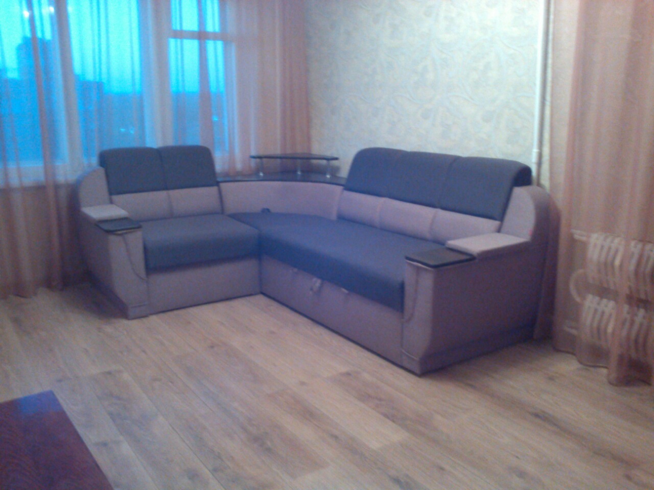 1-Room Apartment near Bus Stop, Clean and Well-Maintained
