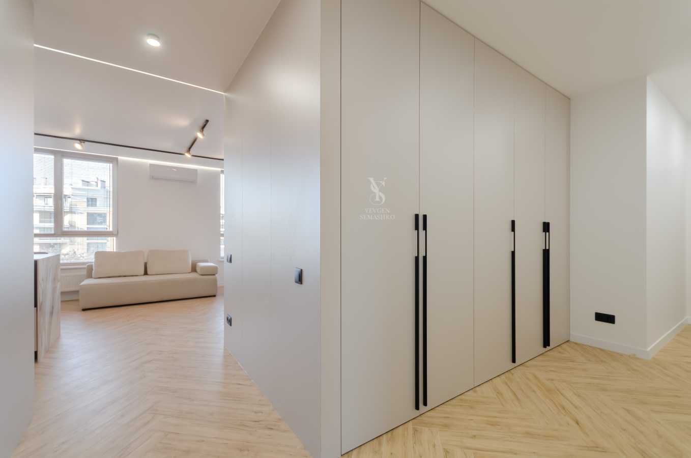 1-Bedroom Designer Apartment in Podil Plaza Residence, Kyiv City Center