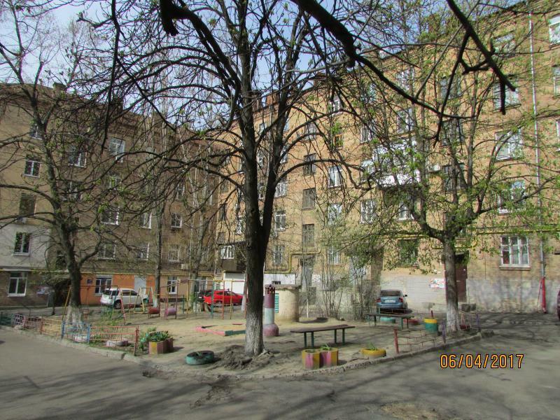 Stalinka Apartment near Polytechnic Institute Metro