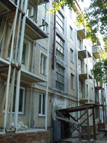 1-Room Apartment near Nivki Metro, Fully Equipped
