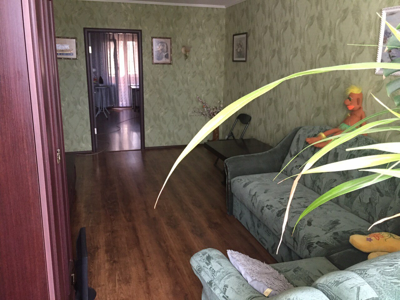 3-Room Apartment at Red Stone, Fully Furnished with Modern Amenities