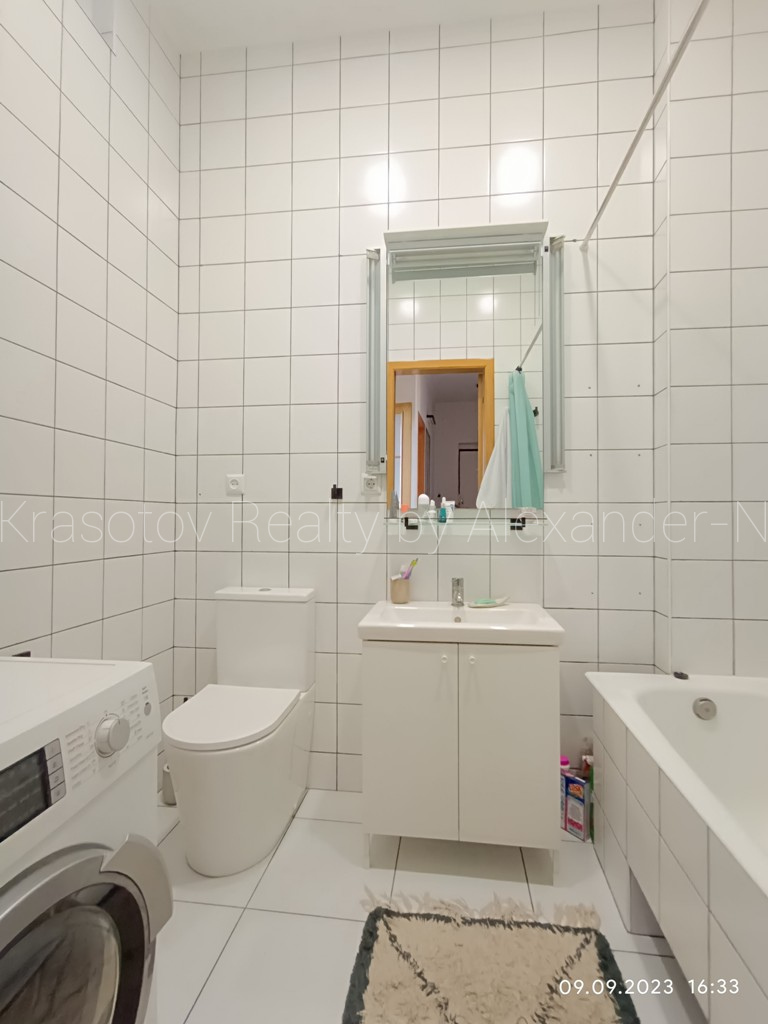 Charming Odessa Apartment near Deribasovskaya and Opera House