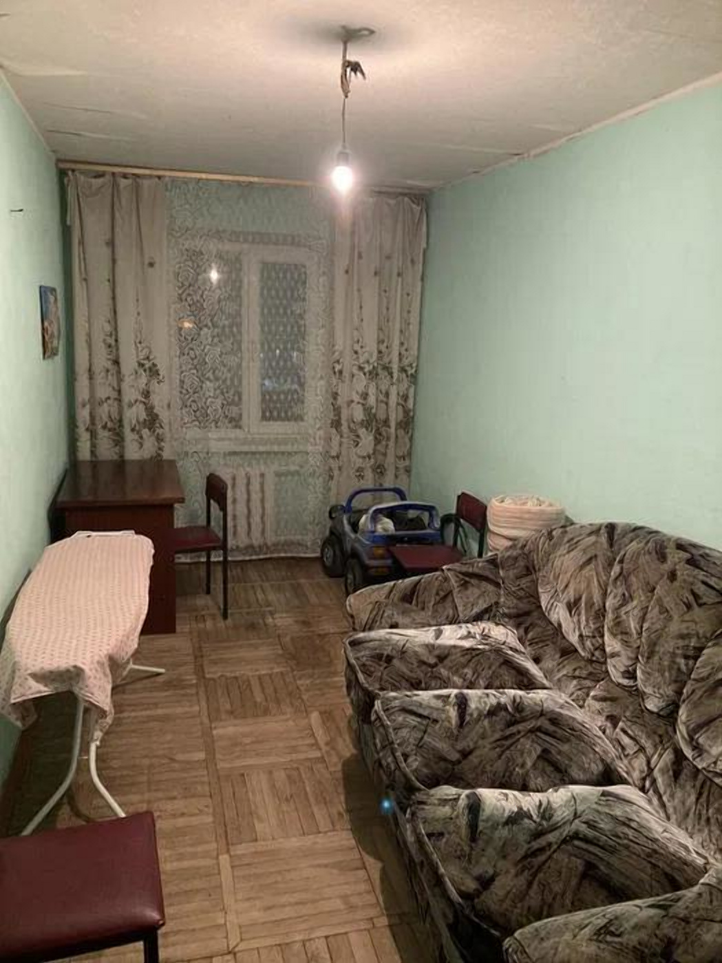2-Room Apartment near Pochaina Metro, Balcony, Pet-Friendly