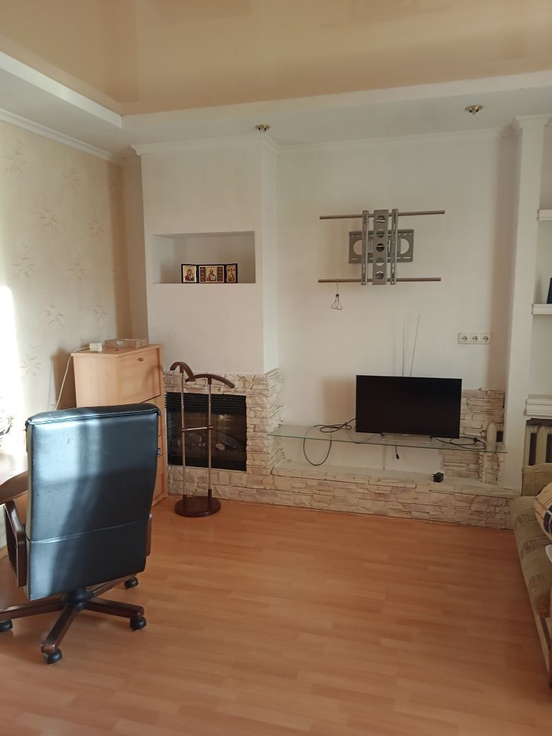 1-room apartment with renovation, kitchen studio, furniture, and appliances
