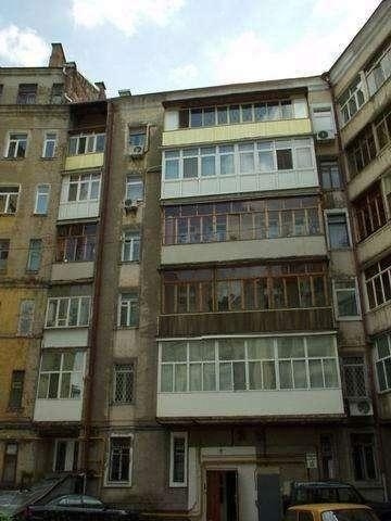 Spacious 4-room apartment near Golden Gate metro station