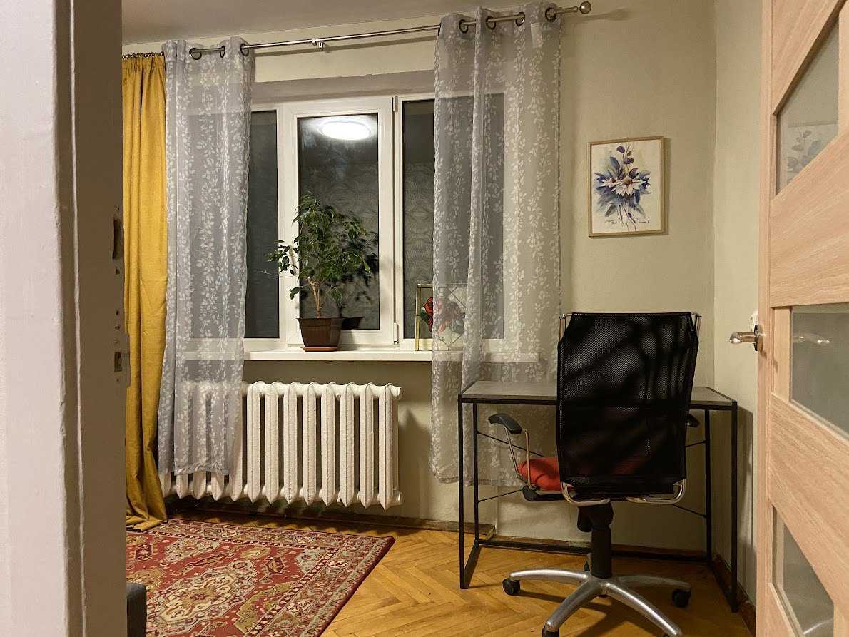2-Room Apartment on Svobody Street, Vynohrader, Podilsky District