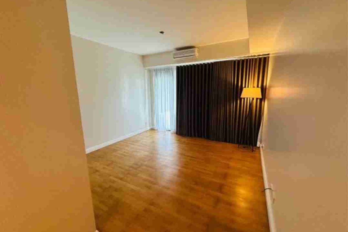 One Rockwell West-тегі 2 жұмақты лофт, Макати
