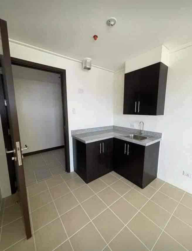 Covent Garden Condo - Near Multiple Universities and Business Centers