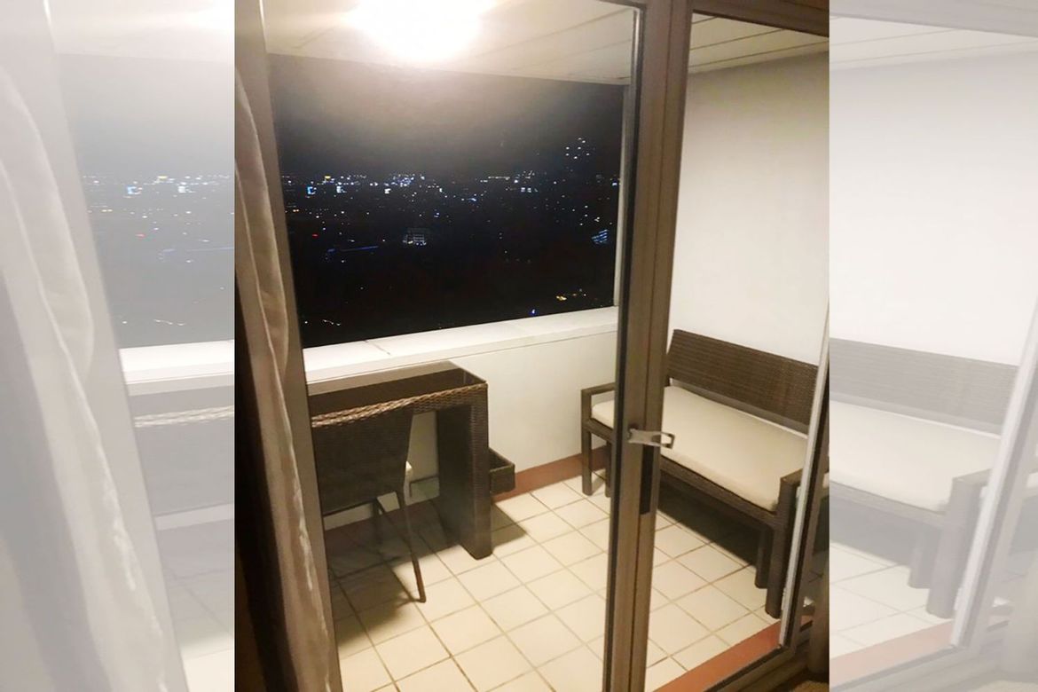Fully Furnished One Bedroom Condo in Somerset Millennium, Makati City