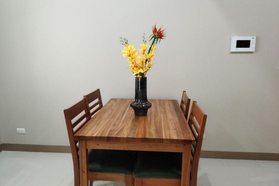 Fully Furnished 1-Bedroom Condo in Eastwood City