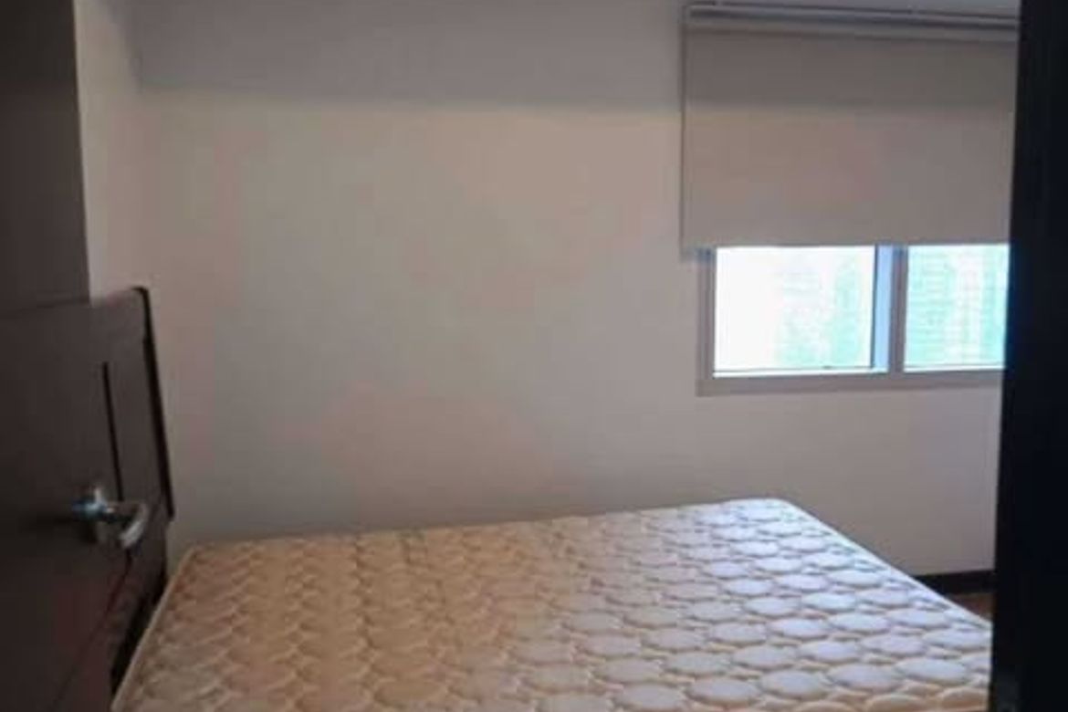 Fully Furnished 2-Bedroom Unit in BGC, Taguig City
