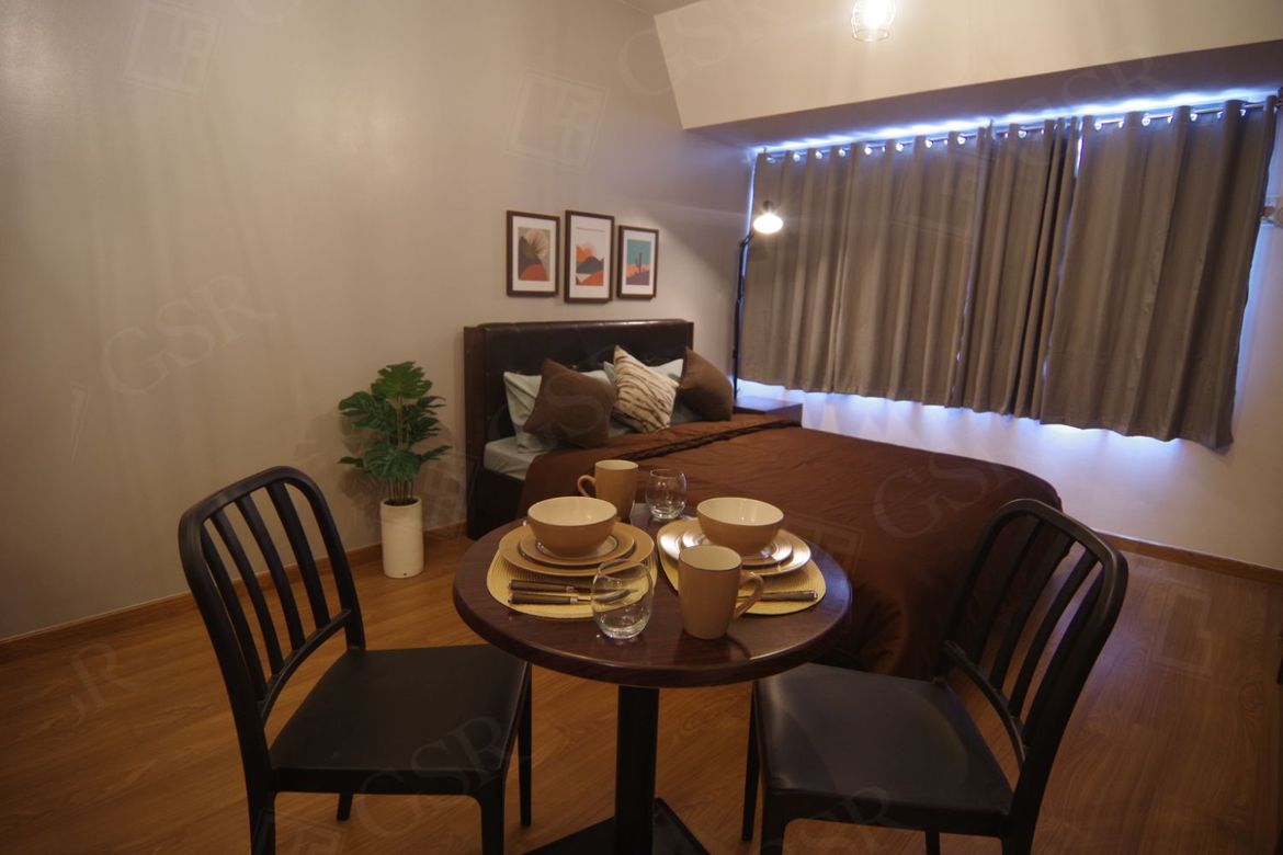 Studio Apartment in The Rise Makati, Fully Furnished