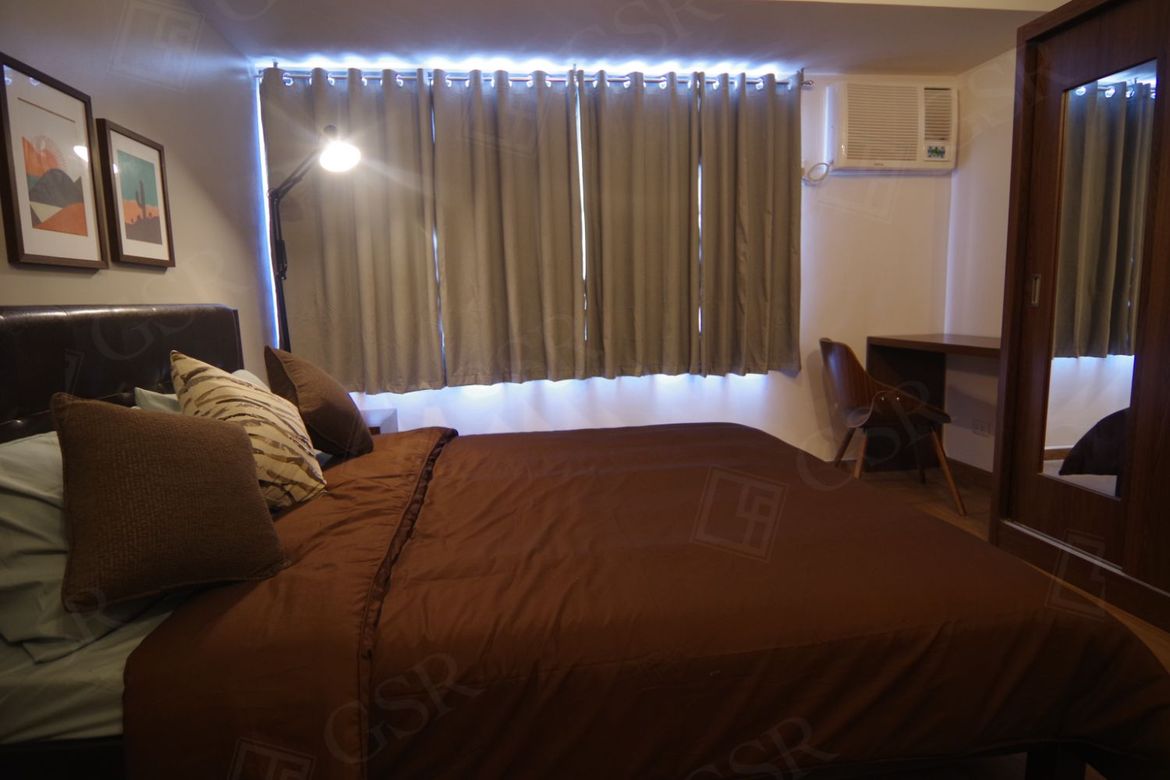 Studio Apartment in The Rise Makati, Fully Furnished
