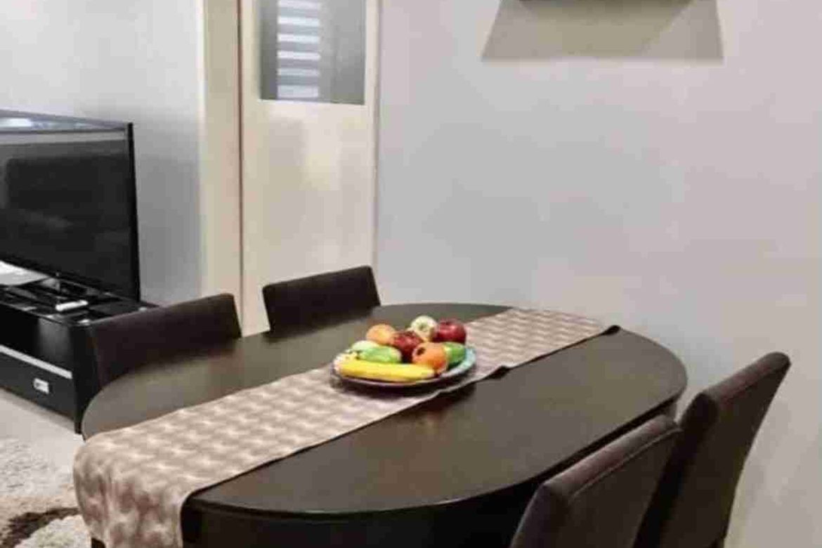 Fully Furnished 2-Bedroom Apartment in South of Market, BGC