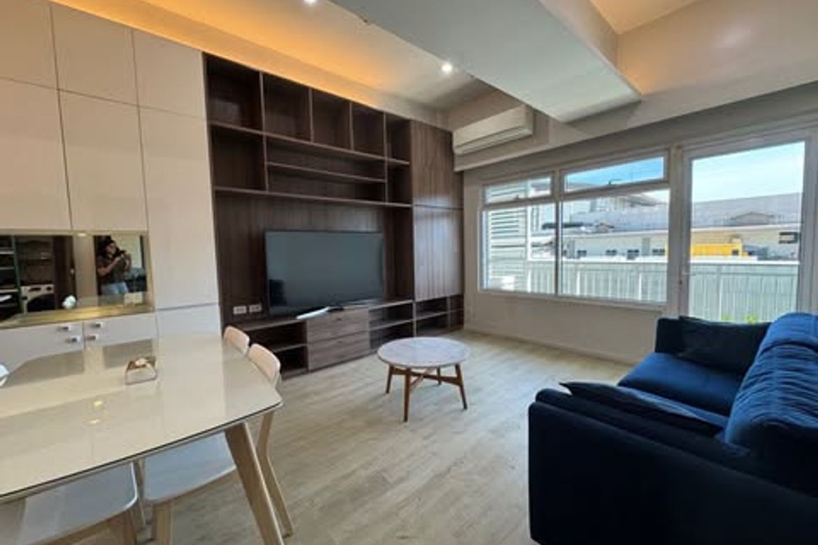 1BR Unit for Lease in One Serendra BGC