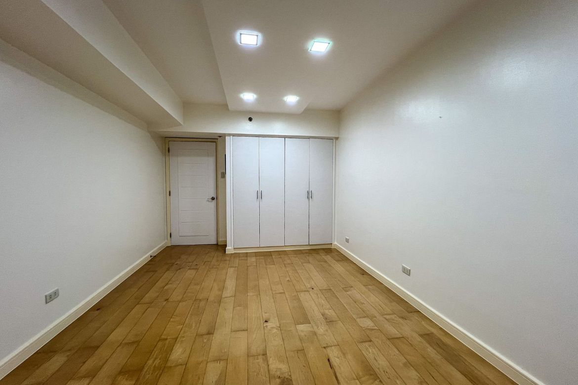 2 Bedroom Unit in The Colonnade Residences, Makati CBD
