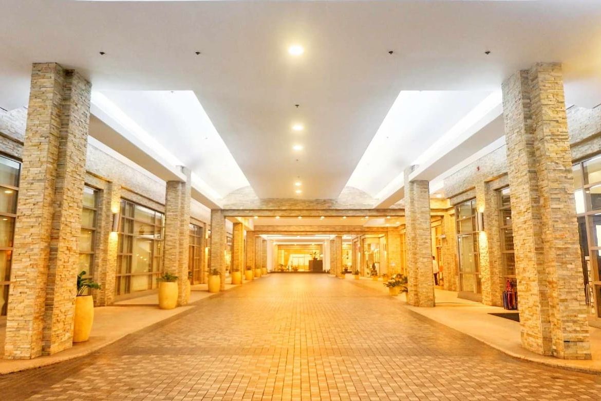 The Residences at Greenbelt, San Lorenzo Tower-дағы люкс 2 бөлмелі пәтер