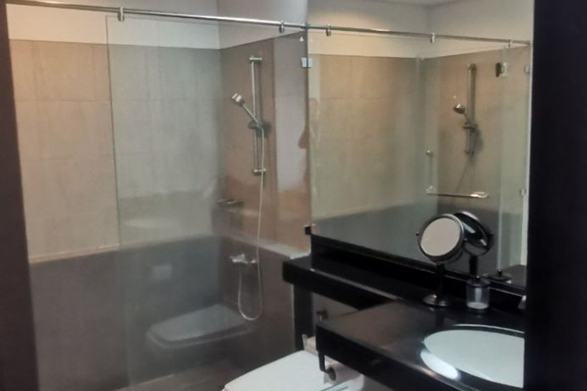 Spacious 2-Bedroom Apartment with City View and Multiple Amenities