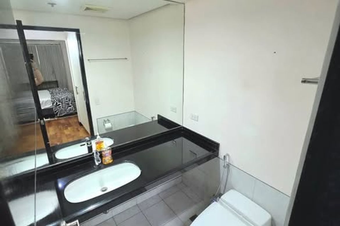 One Serendra BGC, Palm Tower, бақ үйдегі 1 бөлмелі пәтер