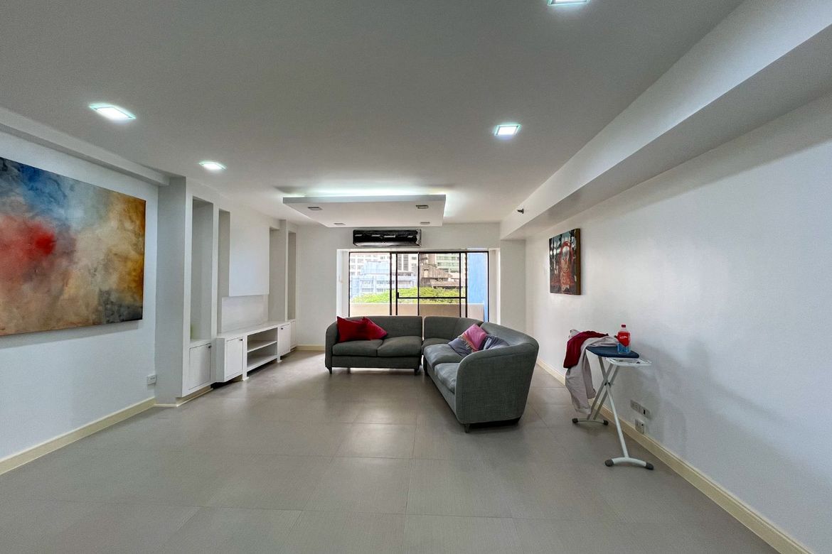 The Colonnade Residences-тегі 2 бөлмелі пәтер, Макати бизнес орталығы