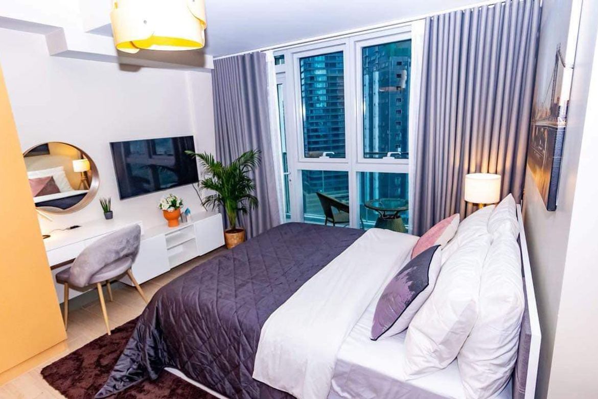 Жабдықталған 1 бөлмелі апартамент Uptown Parksuites, BGC, Тагиг