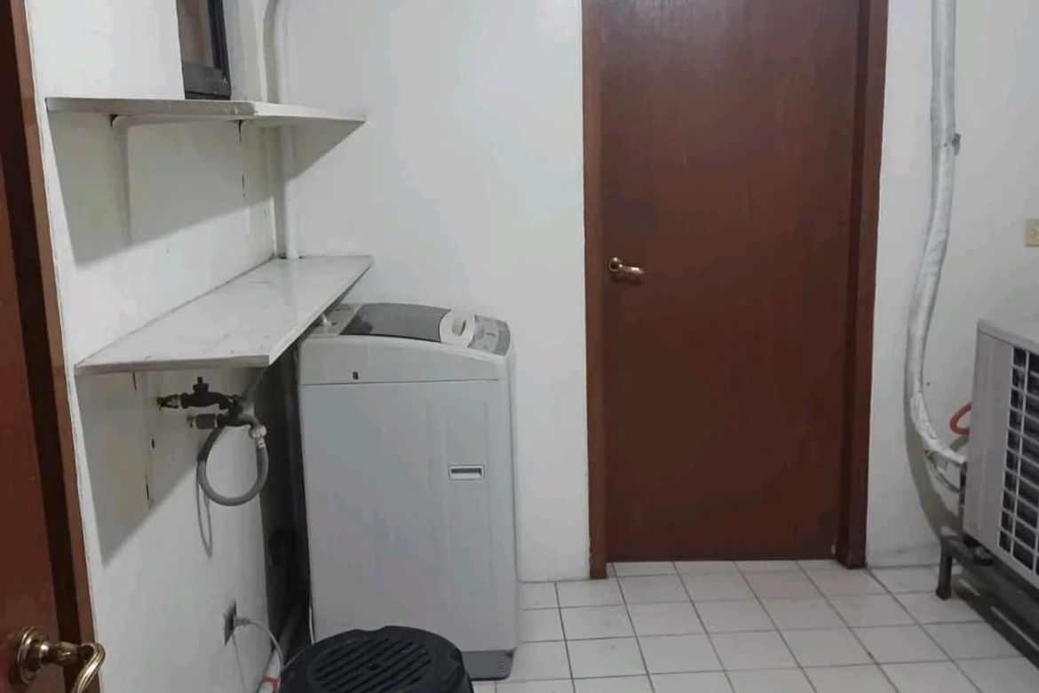 3BR Spacious Unit in Pacific Plaza Condominium, Makati City