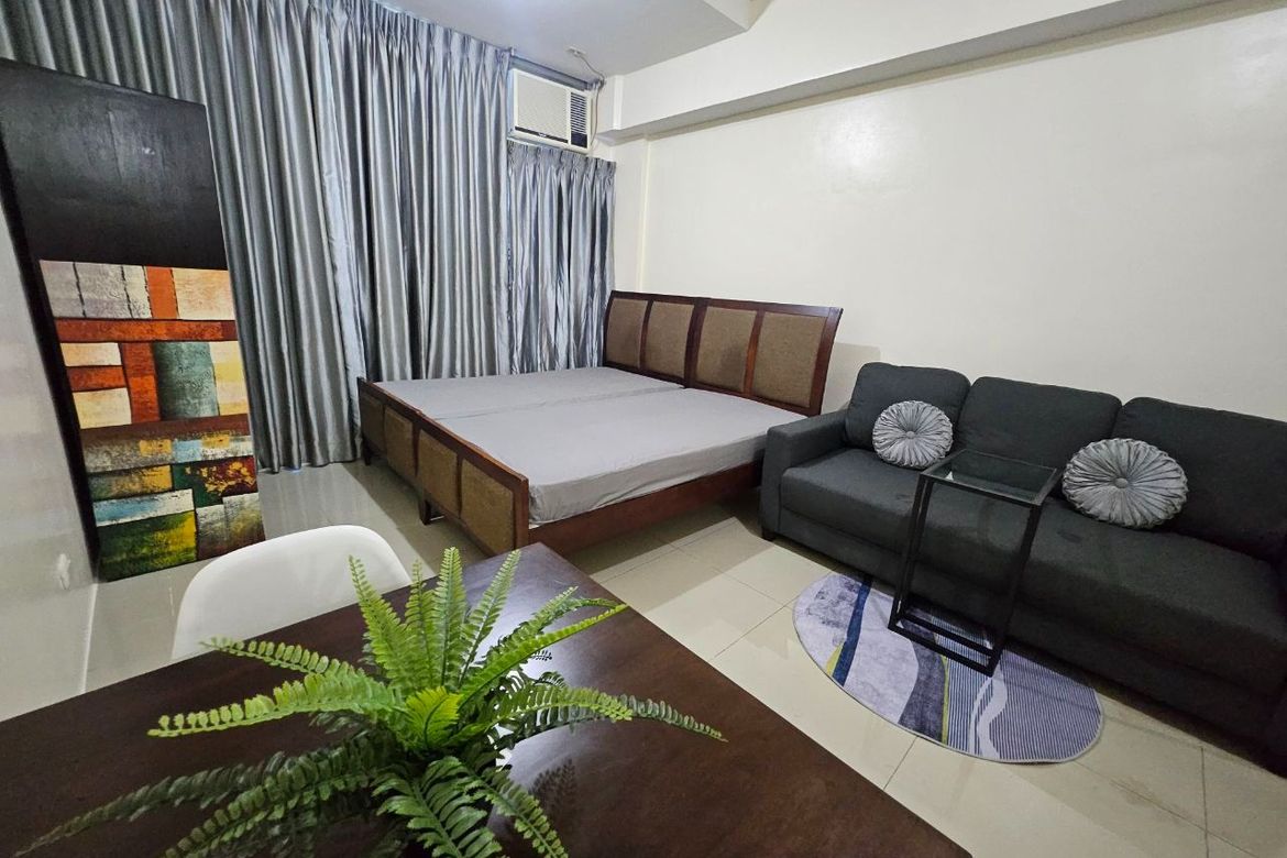 Furnished Studio in Stratosphere, Salcedo, Makati