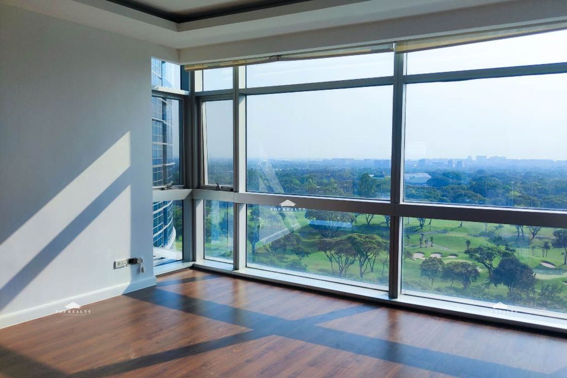Luxurious 3BR Pacific Plaza Condo in BGC, Taguig City