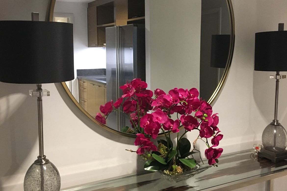 Sakura Tower, Makati қаласындағы 3 бөлмелі толық жабдықталған люкс пәтер