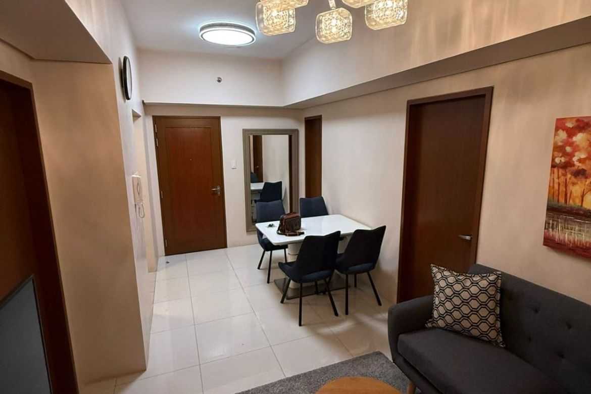 2BR Fully Furnished Apartment with Parking and Balcony