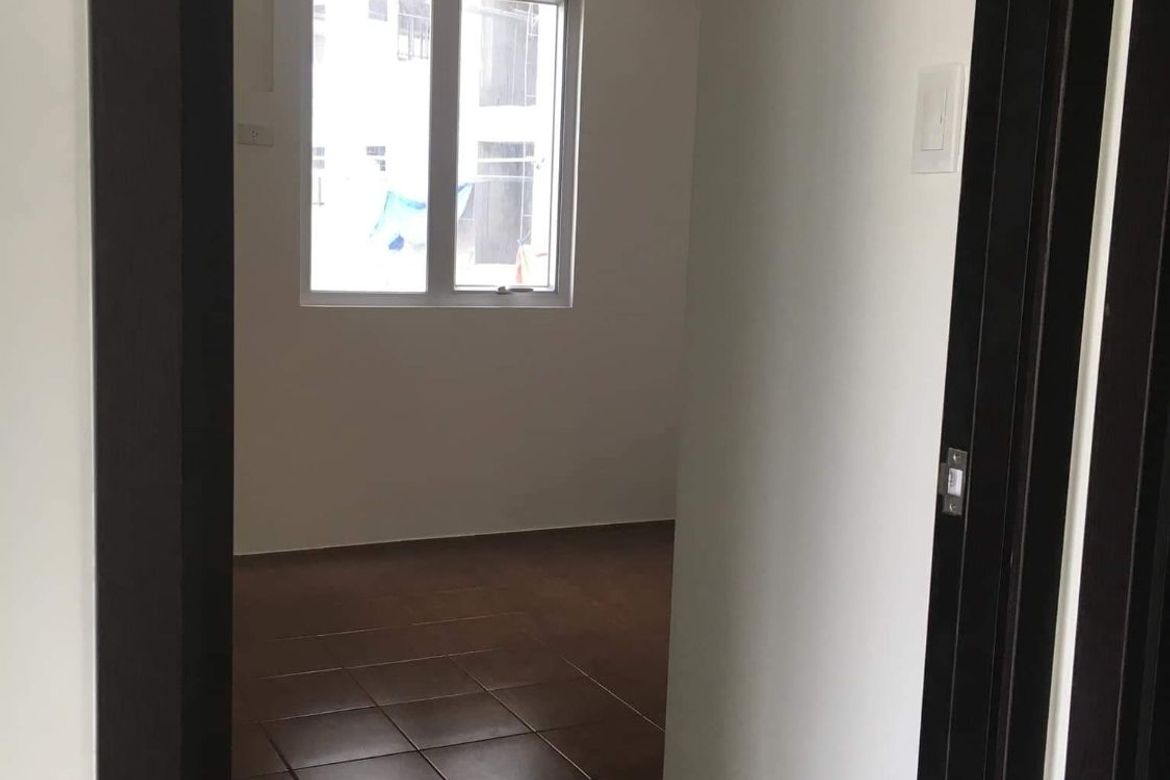 Pioneer Woodlands Condo - Rent to Own Studio/1BR/2BR Units near MRT Boni