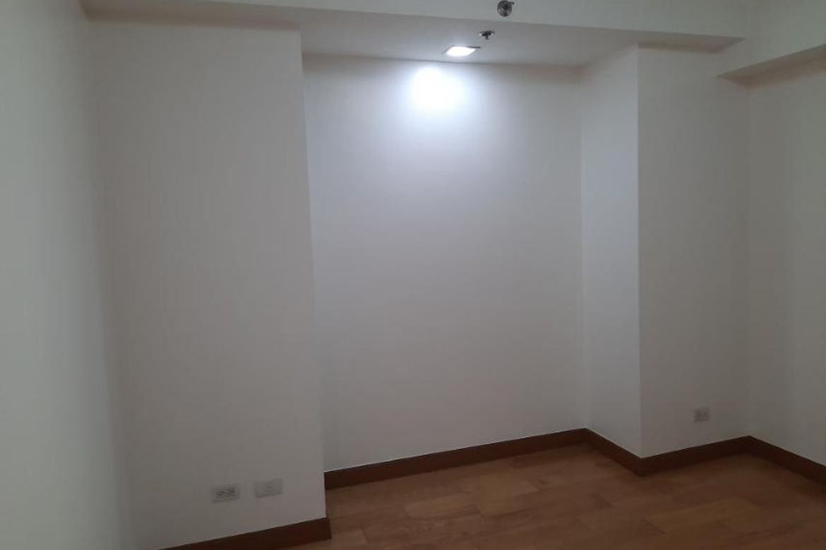 One Serendra BGC, Тагиг қаласындағы 3 бөлмелі жиһазбен жабдықталған пәтер