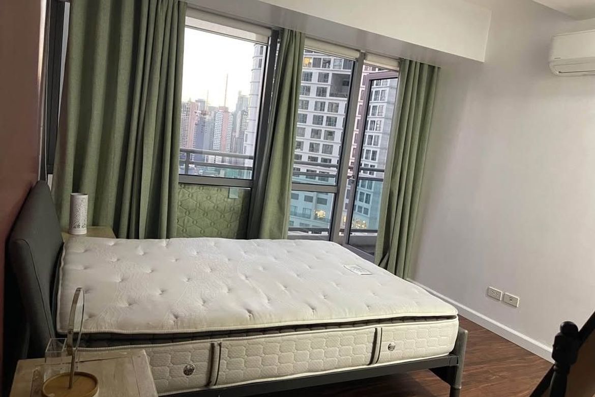 Толық жабдықталған 3 бөлмелі пәтер, Aqua Private Residence, Мандалуйонг қаласы