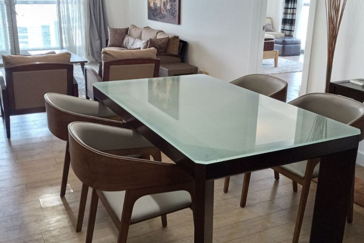 Fully Furnished 3-Bedroom Condo at One Shangri-La Place