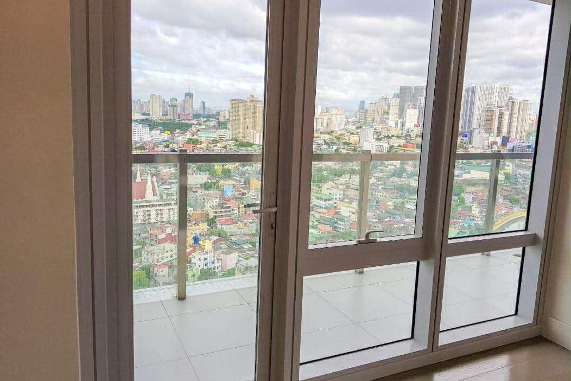 Sakura Tower, Proscenium At Rockwell-дегі 2 бөлмелі бұрыштық пәтер