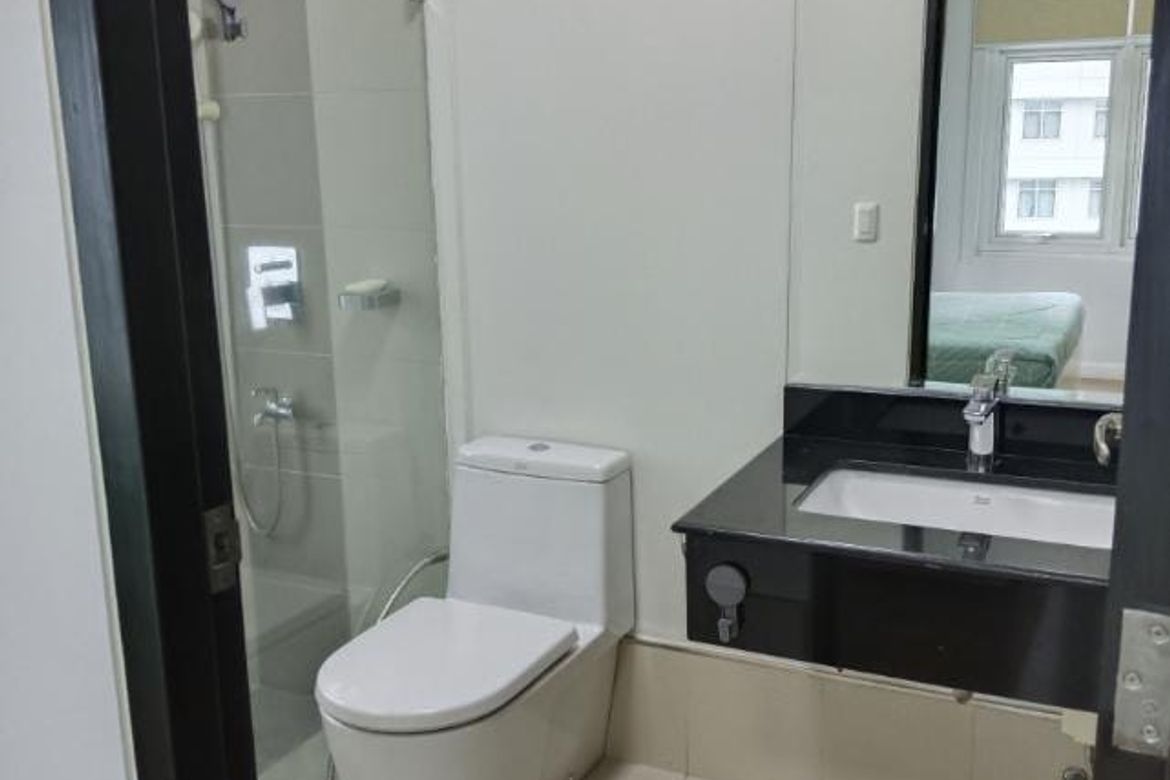Two Serendra BGC, Тагиг қаласындағы екі бөлмелі пәтер