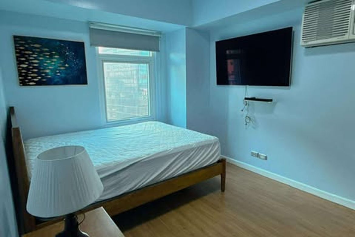 Толық жабдықталған 1 бөлмелі пәтер, Two Serendra, BGC, Тагиг қаласы