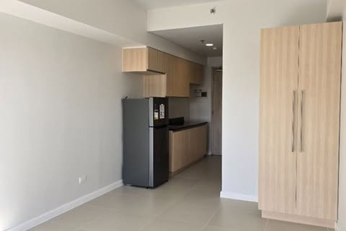 Лас-Пинас қаласындағы студия типті кондо бөлмесі, Viento Tower 1