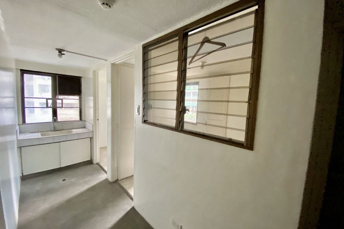 3-Bedroom Unit with Utility Room at Twin Towers