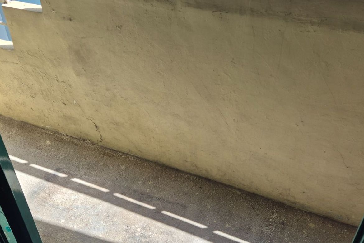 Big Studio on 25th Floor with Balcony - Makati Location