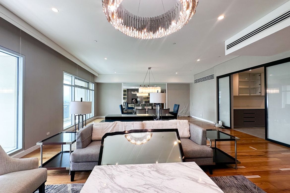 2 Bedroom Fully Furnished Apartment in Makati CBD