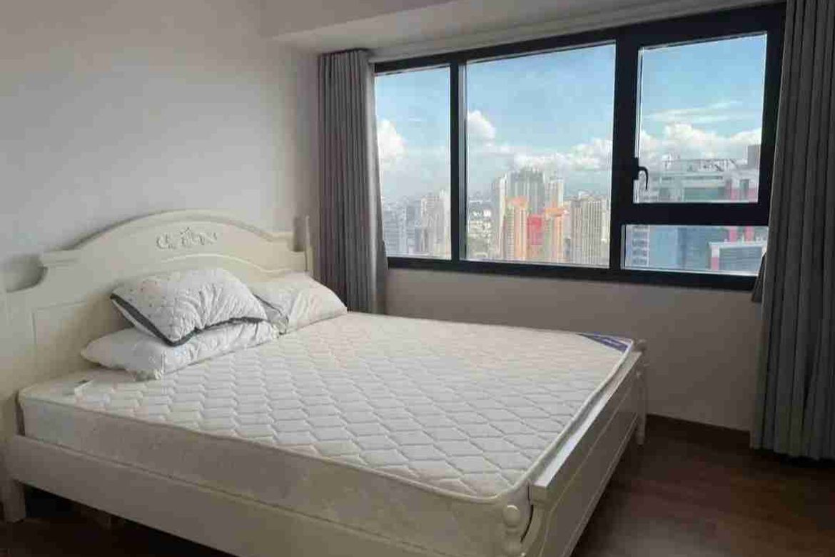 Luxurious 2-Bedroom Apartment in The Rise Makati, 46th Floor