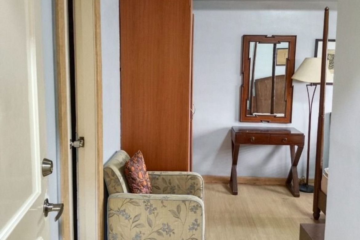 3-Bedroom Fully Furnished Condo at One Orchard Road, Eastwood City