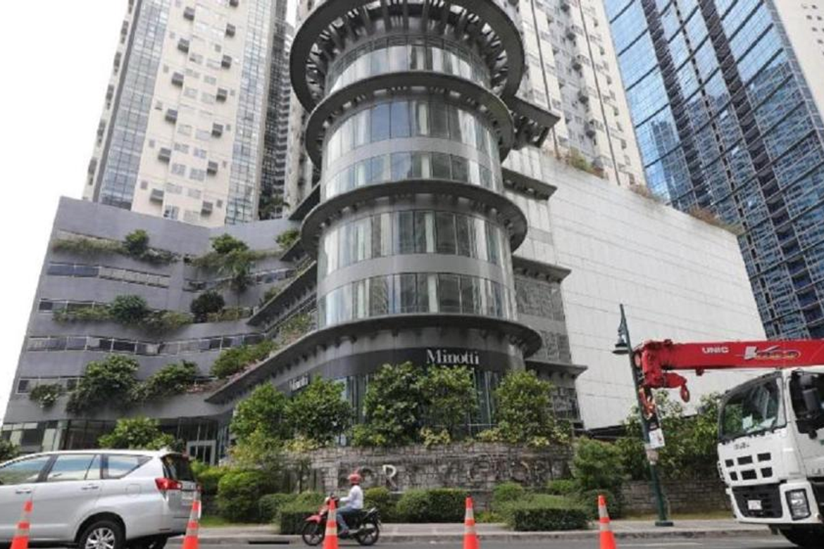 Fort Victoria, BGC-тегі жартылай жабдықталған 2 бөлмелі пәтер