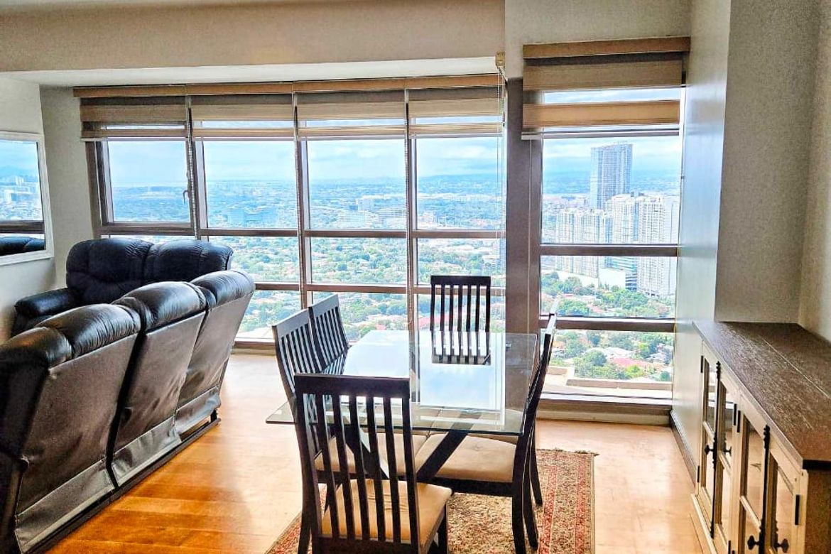 The Residences at Greenbelt, San Lorenzo Tower-дағы люкс 2 бөлмелі пәтер