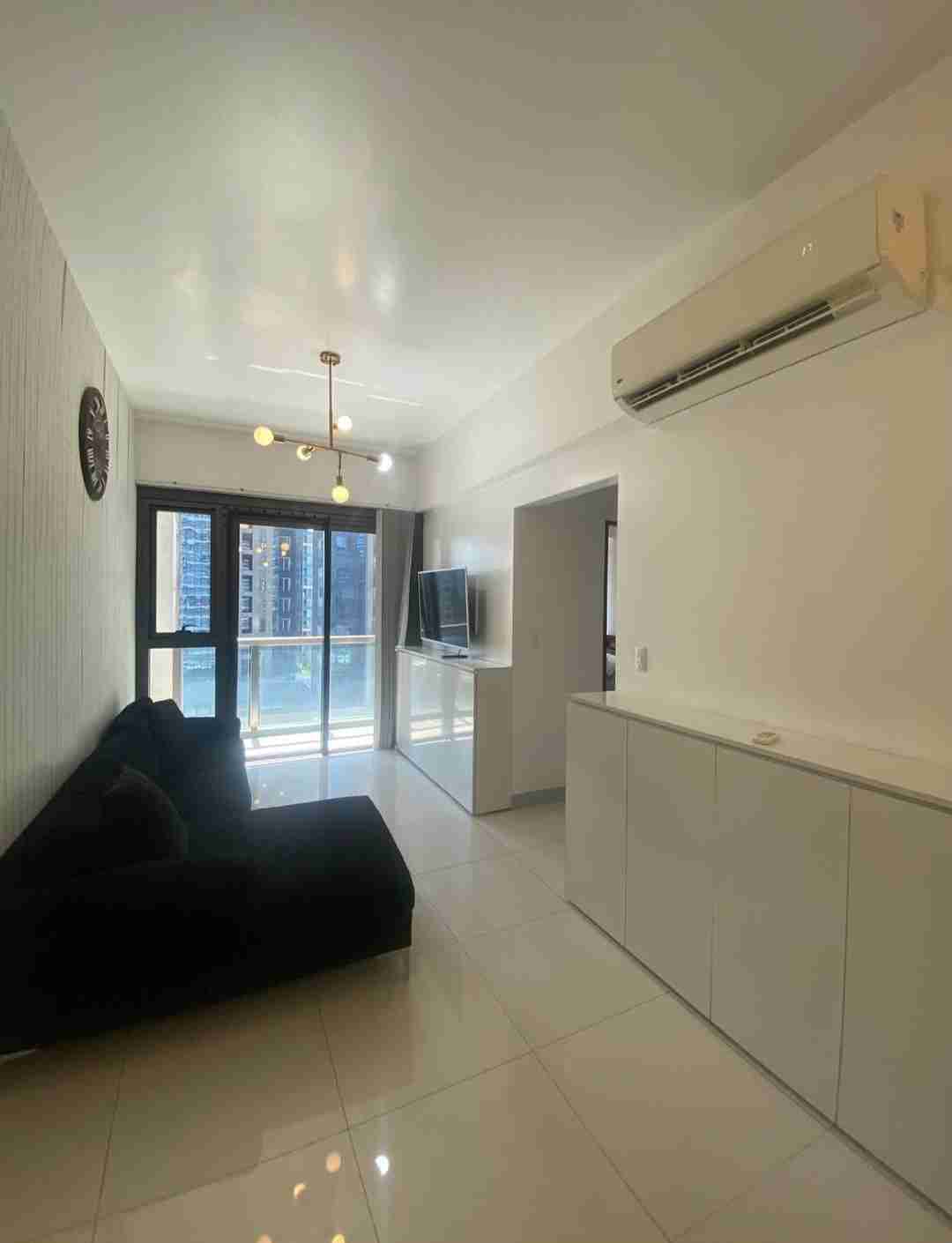 BGC-дағы Uptown Ritz 2 бөлмелі толық жабдықталған пәтер