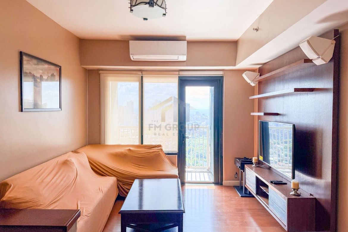 One Rockwell East Tower-дағы 1 бөлмелі толық жабдықталған пәтер