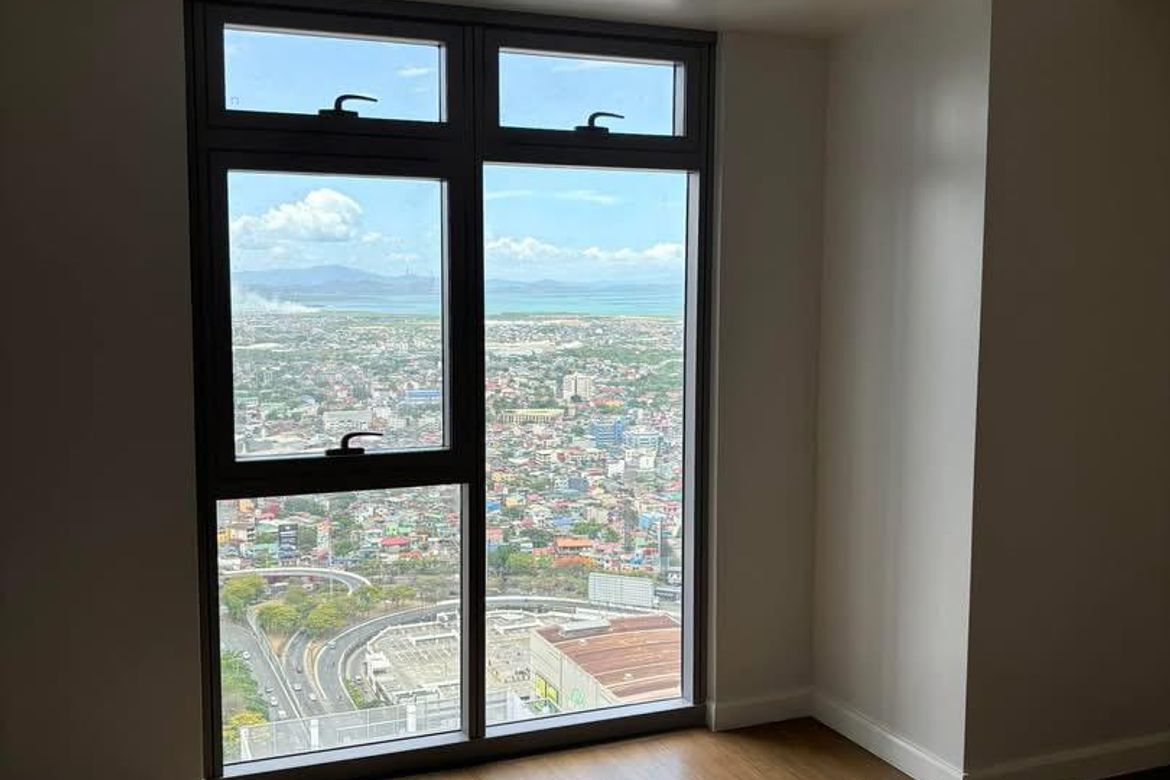 1-Bedroom Unit at Park Triangle Residences with City View