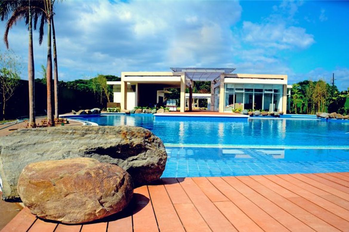 Kasara Urban Resort Residences - Studio and 1-2 Bedroom Units near C5, Pasig City