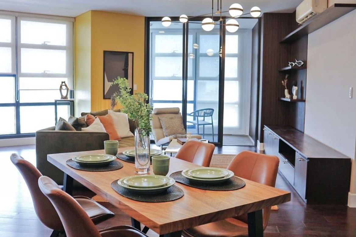 2 Bedroom Fully Furnished Unit in Garden Towers, Makati City